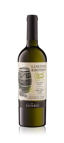 Photo for: Limited Edition Muscat Ottonel vintage dessert 